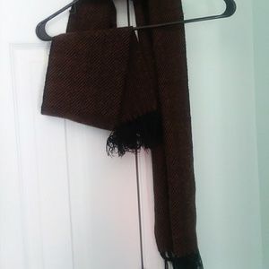 Brown/black chevron pattern scarf